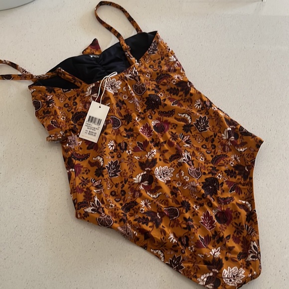 TIGERLILY Paradis Elle Tie Front Mustard One Piece Swimsuit Swimmers NWT RRP$229 - Picture 4 of 7